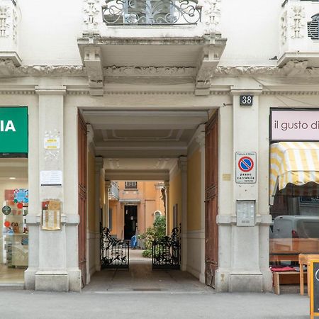 Casa Holden Al Parco Sempione Apartment Milan Luaran gambar