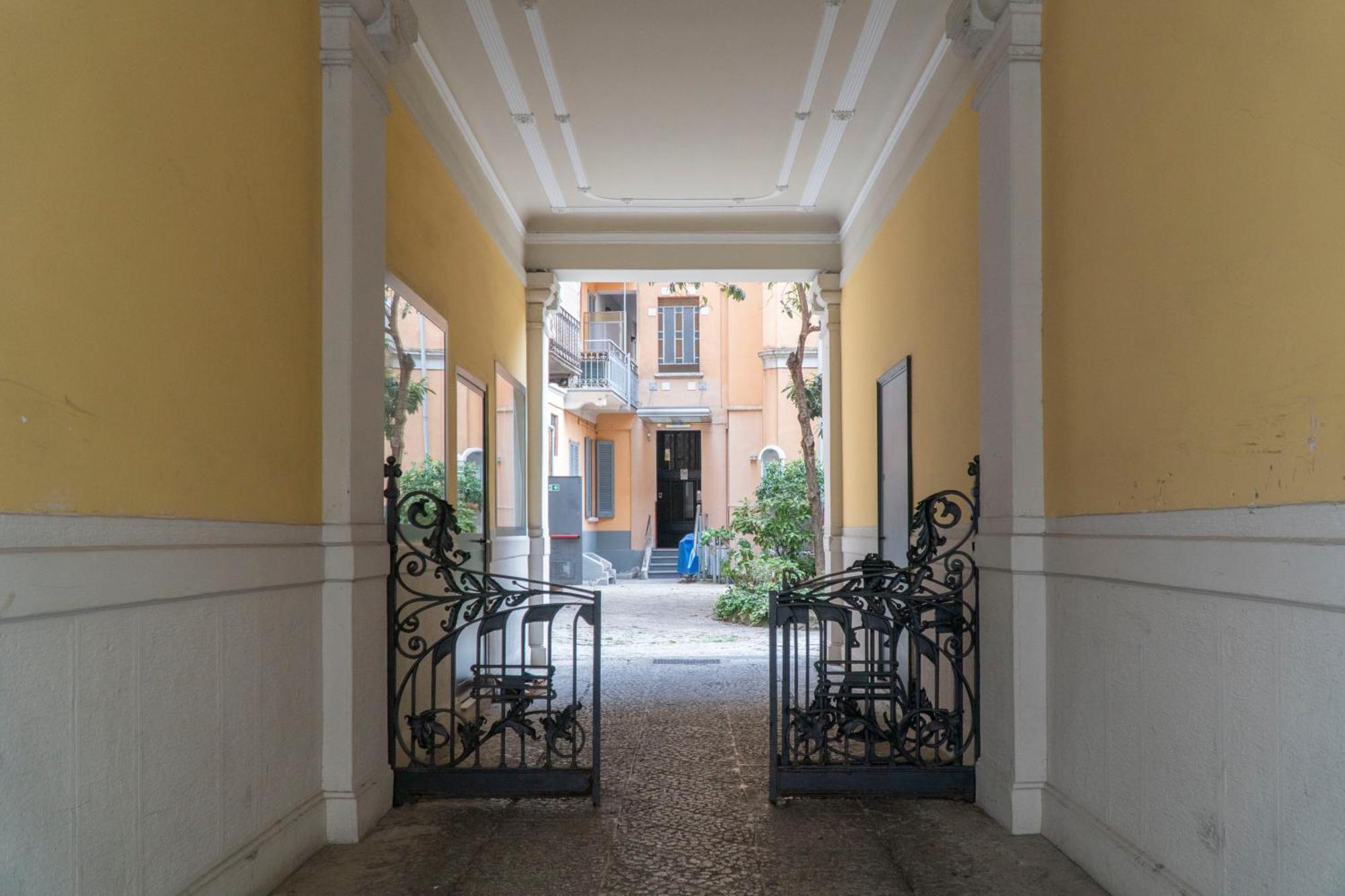 Casa Holden Al Parco Sempione Apartment Milan Luaran gambar