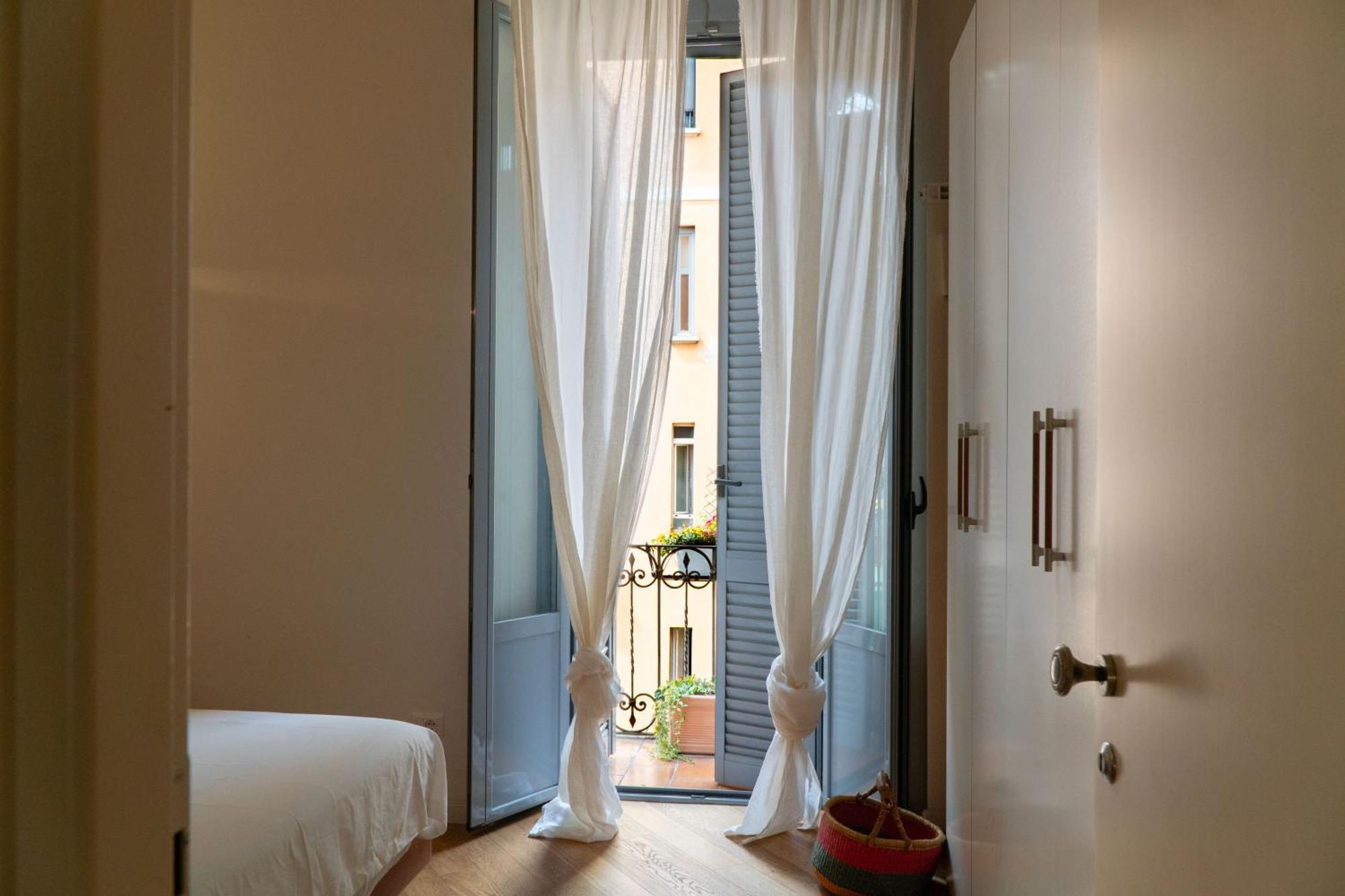 Casa Holden Al Parco Sempione Apartment Milan Luaran gambar